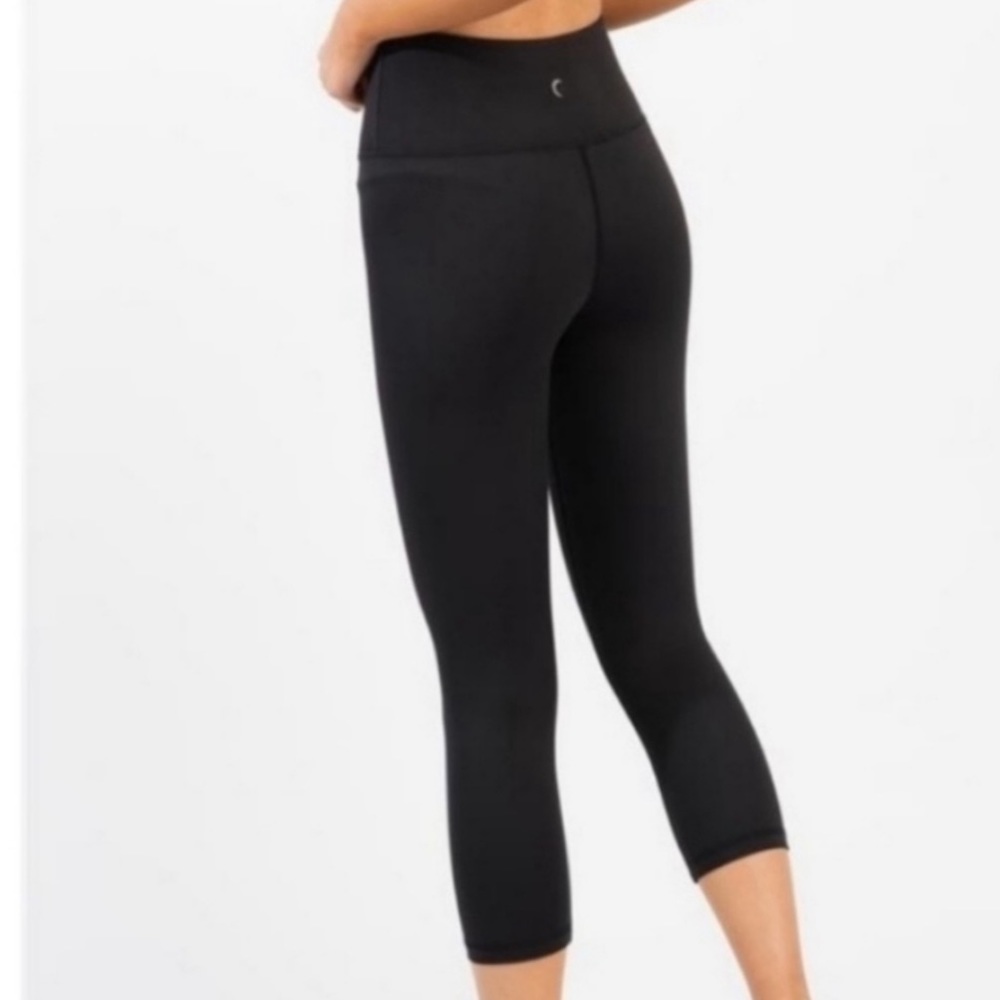 Zyia black active leggings in a size 12